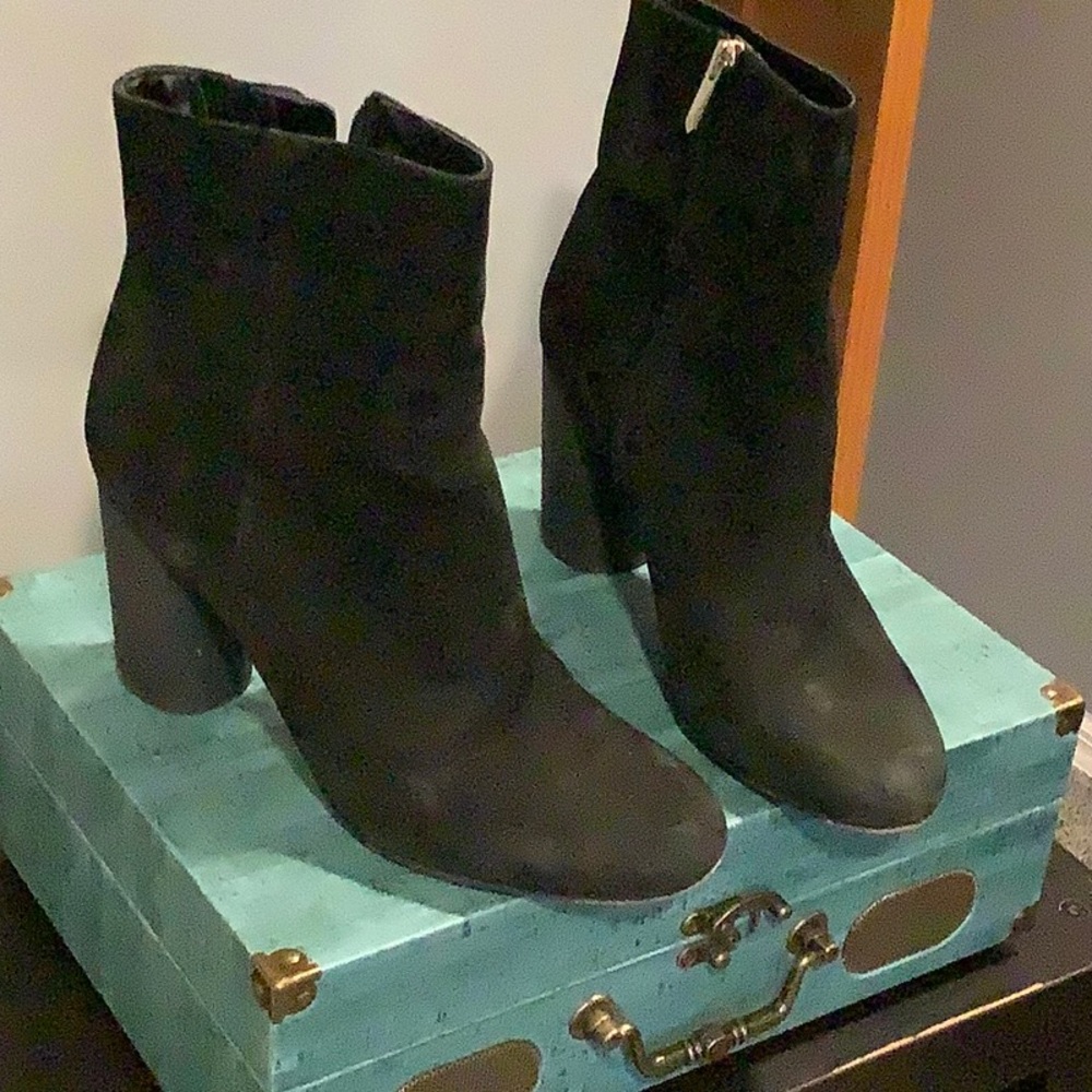 Sam Edelman suede boots